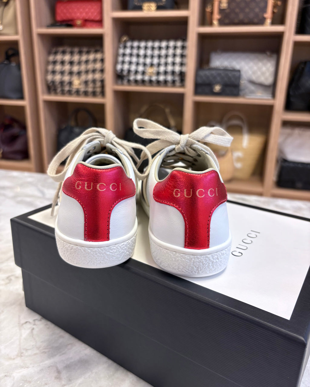 Gucci Kids Logo Elastic Band Leather Sneakers, White